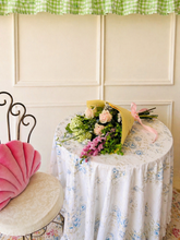 Load image into Gallery viewer, Mama’s Love Wrapped Bouquet
