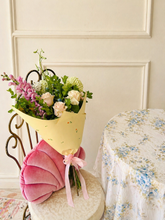 Load image into Gallery viewer, Mama’s Love Wrapped Bouquet

