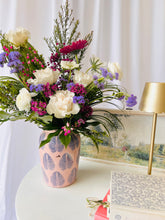 Load image into Gallery viewer, Queen
