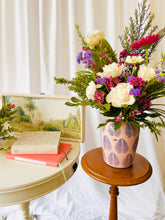 Load image into Gallery viewer, Queen
